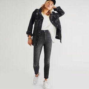 NWT New Wrangler Wriggler 612 High Rise Skinny Black Jeans Size 25 x 28